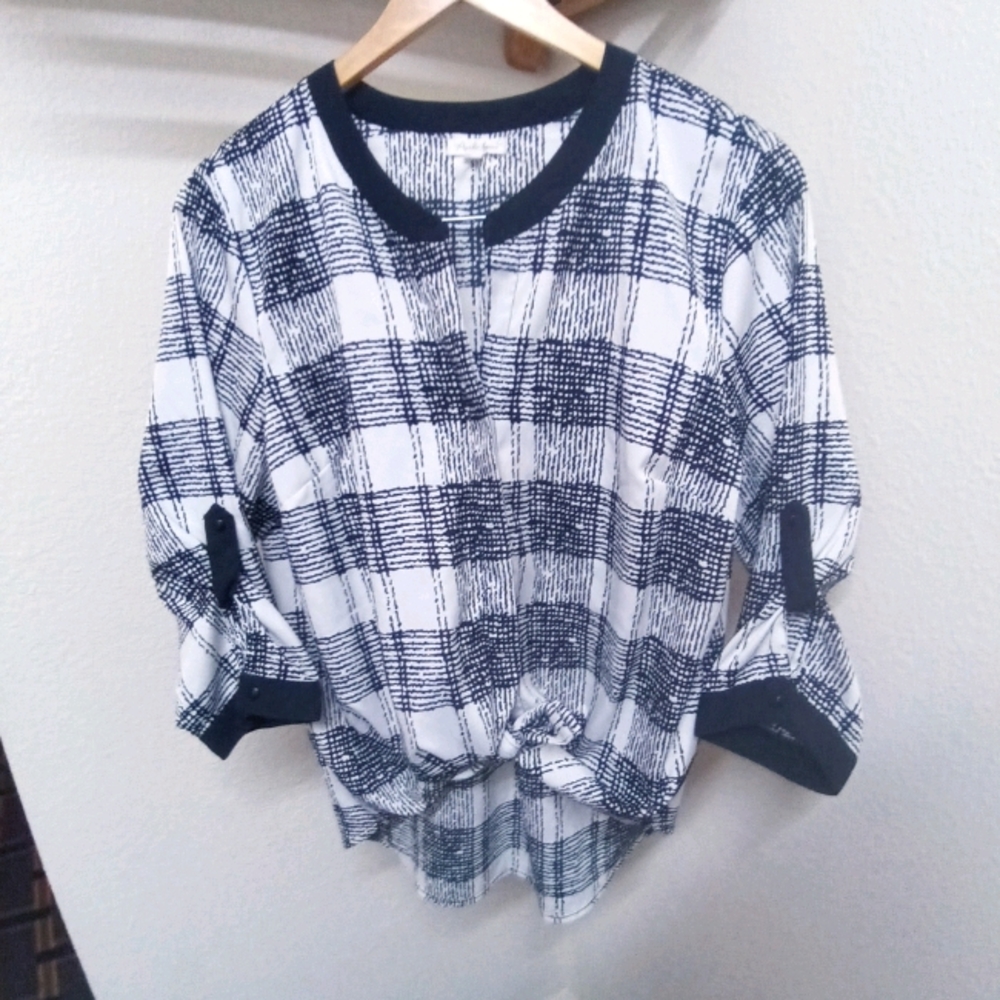 XL Black and White Patterned Antilia Femme Blouse